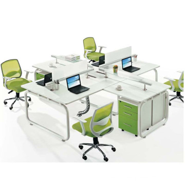 Mobilier de bureau Bureau 4 personnes Disposition de poste de travail avec diviseur